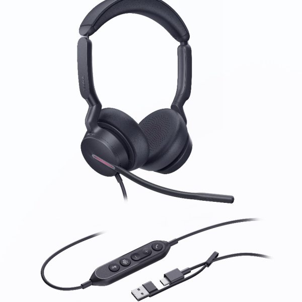 Yealink UH46 Dual Teams USB-C/A Microsoft  Certified Teams USB Wired Headset 3-Noise-Canceling Microphones 35mm Speaker Busylight Leather Controller