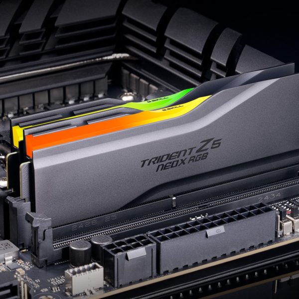 G.SKILL F5-6000A3636F16GX2-TZ5NXRN 32GB (2 x 16GB)/ DDR5 6000 MT/s/ Timings 36-36-36-76/ Voltage 1.35V/ TZ5 Neo X RGB AMD EXPO ™Ultra Low Latency