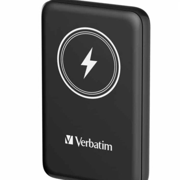 Verbatim Power Pack 10,000 mAh PD 3.0,  22.5w, embedded cables USB-C, Lightning Cables, USB-A Ports – Charge 4 devices at once, LED display Black